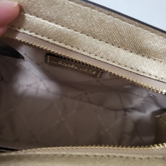 NEW Michael Kors Studded Purse (AF2) - Picture 3 of 5